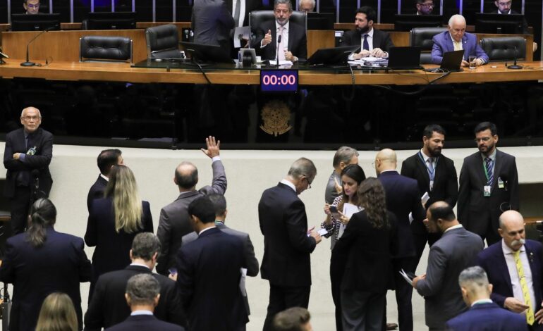 camara-aprova-texto-final-de-projeto-que-muda-as-regras-para-emendas