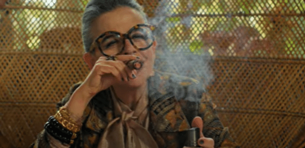 fantastico-e-grotesco:-novo-filme-de-anna-muylaert-expoe-dores-femininas