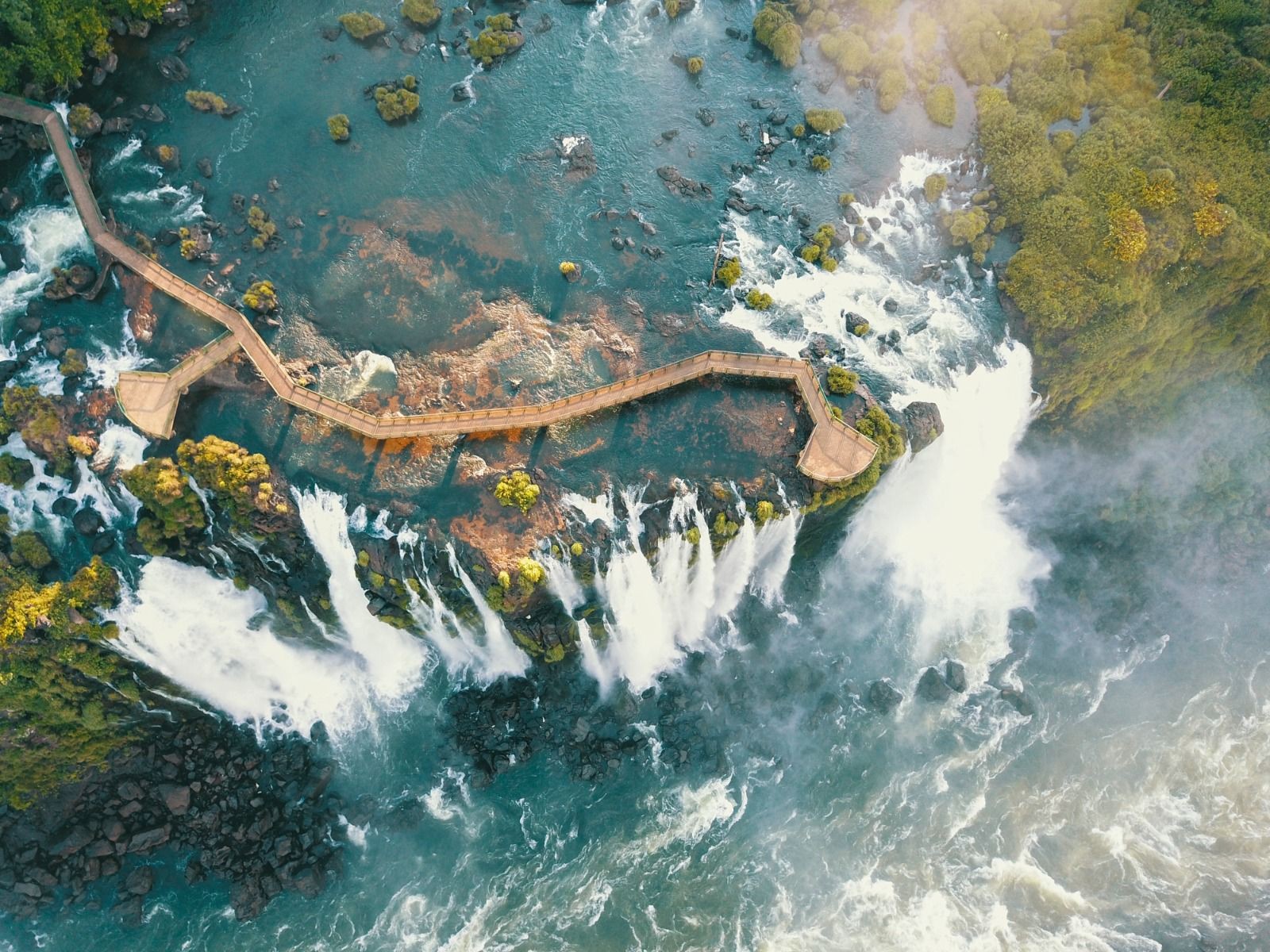 Ingressos para Cataratas do Iguaçu e Itaipu estão mais caros a partir deste domingo (1º)