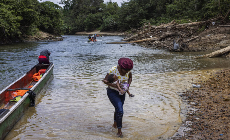 crianca-brasileira-orfa-que-cruzou-darien-e-repatriada-apos-1-ano-no-panama