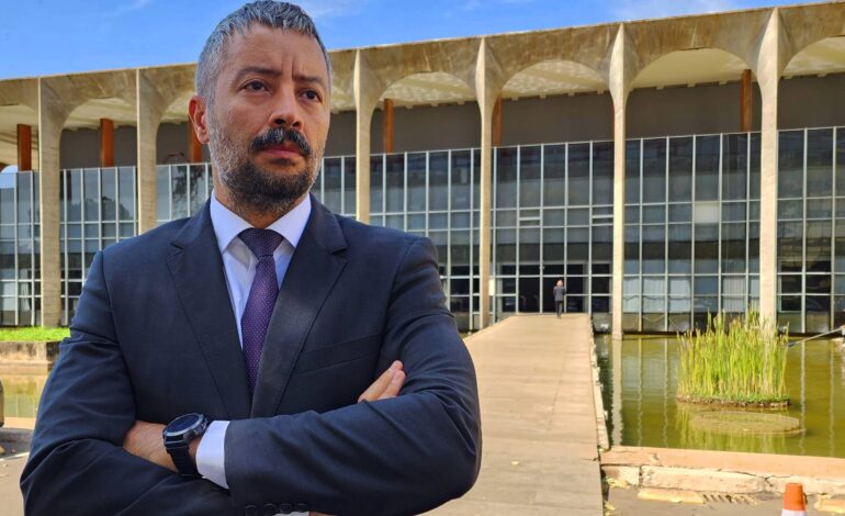 sindicato-de-diplomatas-reclama-de-salarios-e-defende-nova-categoria-para-desastres-e-guerra
