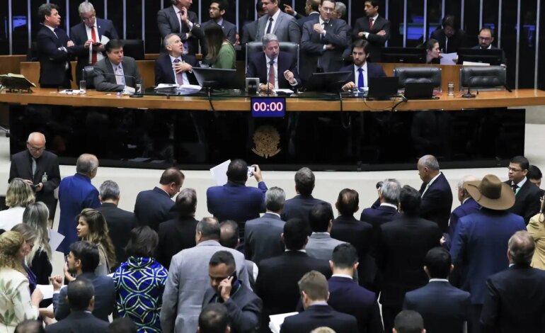 camara-pede-que-stf-revise-decisao-que-suspendeu-emendas-parlamentares