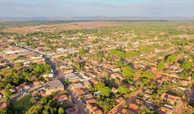 adolescente-de-14-anos-morre-apos-receber-descarga-eletrica-enquanto-pescava-com-primos,-diz-pm