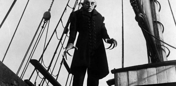 bob-esponja?-veja-porque-diretor-de-‘nosferatu’-agradeceu-ao-personagem