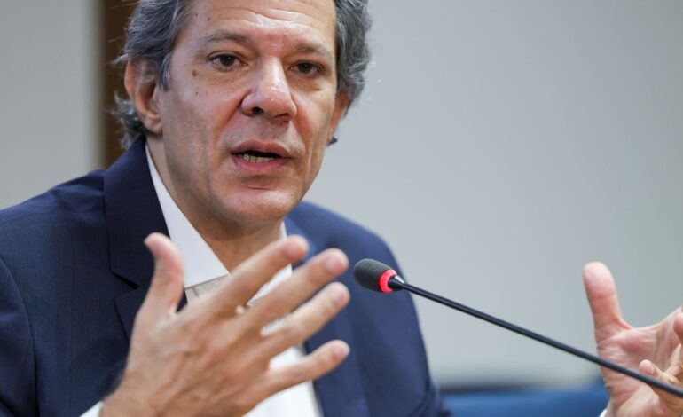 haddad-desmente-fake-news-sobre-taxa-para-veiculos-com-mais-de-20-anos