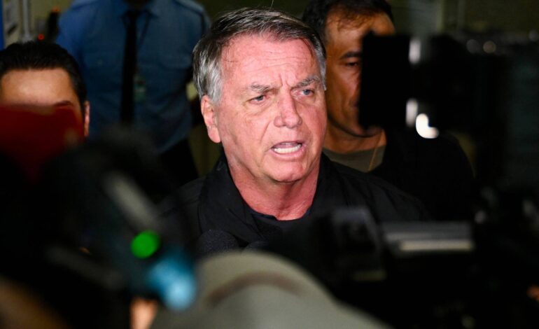 bolsonaro-participa-de-ligacao-por-video-com-representante-da-direita-nos-eua;-veja-video
