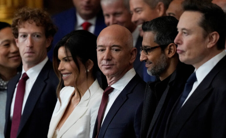 musk,-zuckerberg,-bezos,-cook-e-pichai-tiveram-lugar-de-honra-na-posse-de-trump
