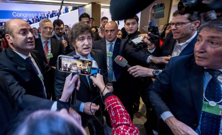 mundo-abracou-a-argentina,-e-agora-somos-exemplo,-diz-milei-em-davos