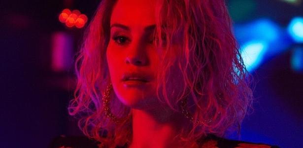 sofrivel,-atuacao-de-selena-gomez-e-o-menor-dos-desastres-de-‘emilia-perez’