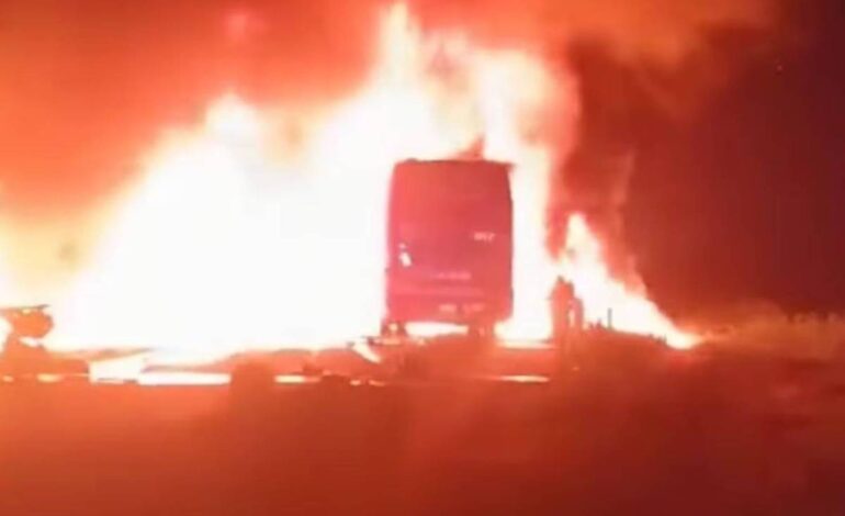 dezenas-de-pessoas-morrem-em-acidente-de-onibus-no-sul-do-mexico