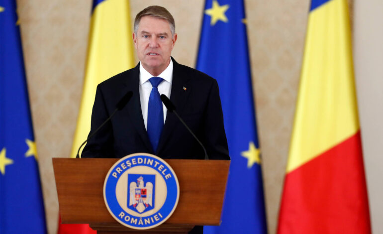 presidente-da-romenia-renuncia-a-tres-meses-de-eleicao