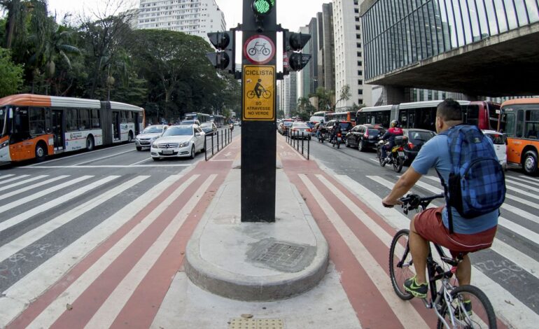 modelo-de-financiamento-do-transporte-esta-obsoleto,-dizem-gestores