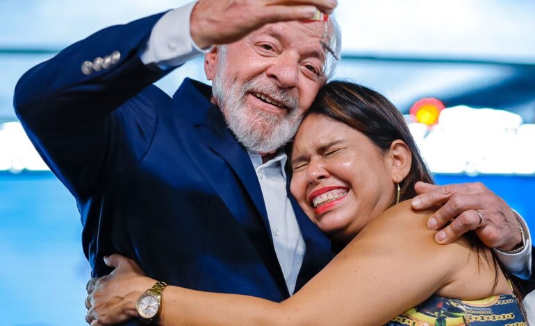 “Nós vamos derrotar as mentiras”, diz Lula em Macapá
