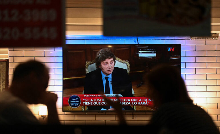 apos-pedido-de-equipe-de-milei,-tv-edita-trecho-de-entrevista-sobre-criptogate