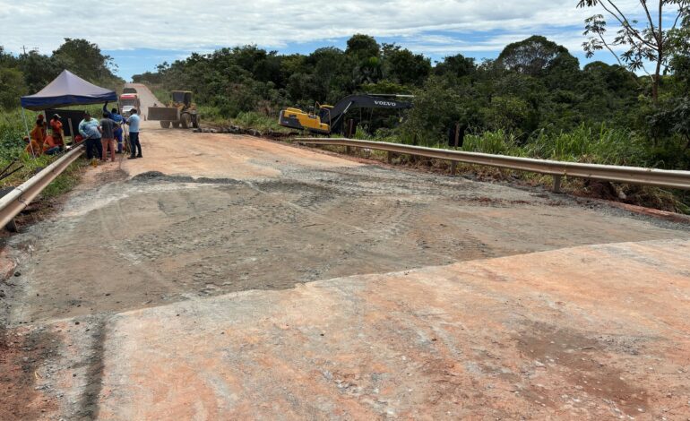 transito-em-ponte-e-liberado-apos-obras-de-reparos-no-aterro,-vigas-e-cabeceira