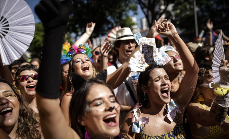 brasil-sobe-8-posicoes-em-ranking-de-felicidade-da-onu;-finlandia-lidera
