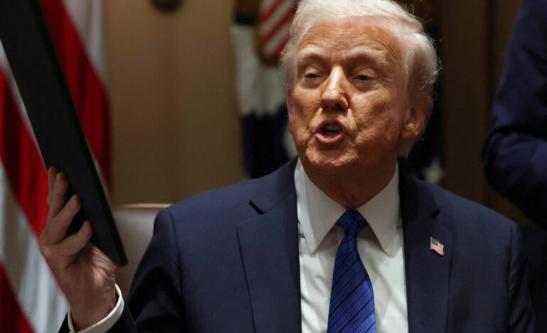 odeio-dizer-isso-assim,-mas-vamos-tomar-a-groenlandia,-diz-donald-trump