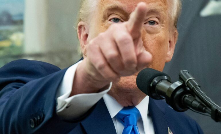 trump-pede-ao-supremo-fim-de-bloqueio-de-deportacoes-baseadas-em-lei-de-guerra