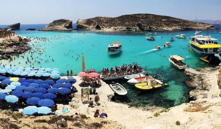 A revanche de ilha paradisíaca que virou ‘inferno na Terra’ por excesso de turistas