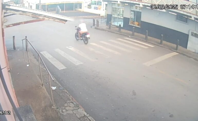 video-mostra-acidente-que-matou-motociclista-em-cruzamento