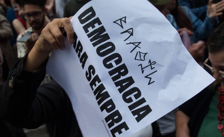 faz-sentido-continuar-com-a-democracia?