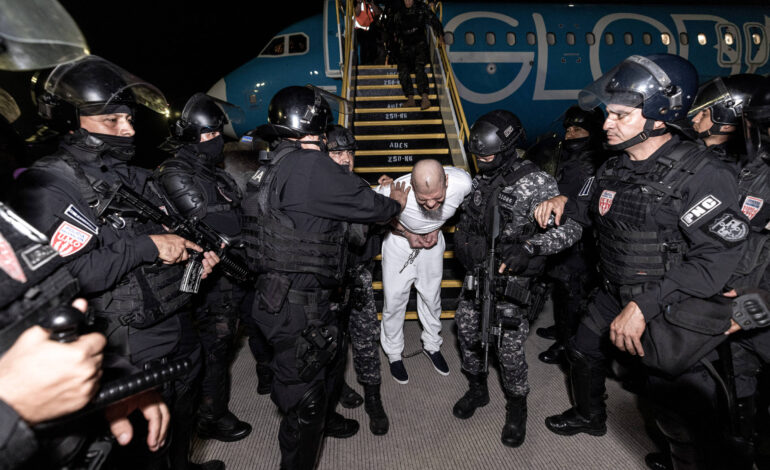 justica-determina-que-governo-trump-traga-de-volta-aos-eua-salvadorenho-deportado-por-engano