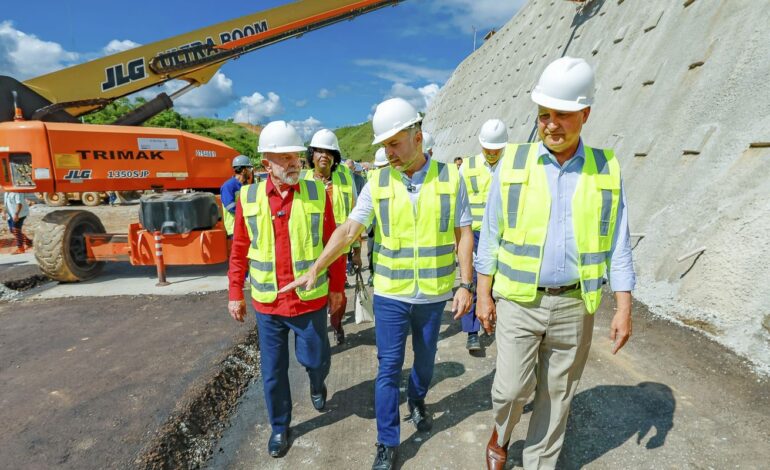 lula-visita-trecho-da-via-dutra-que-tem-25%-das-obras-concluidas