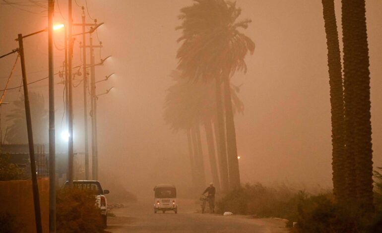 pior-tempestade-de-areia-do-ano-tinge-de-laranja-ceu-do-iraque-e-leva-milhares-aos-hospitais