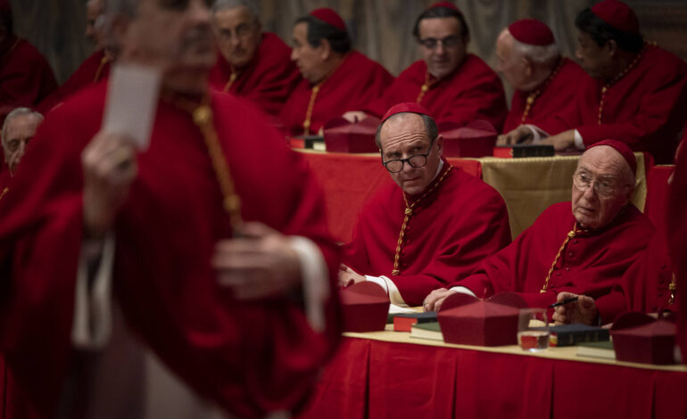 o-que-e-fato-e-o-que-e-ficcao-no-filme-‘conclave’,-sobre-a-eleicao-de-um-novo-papa