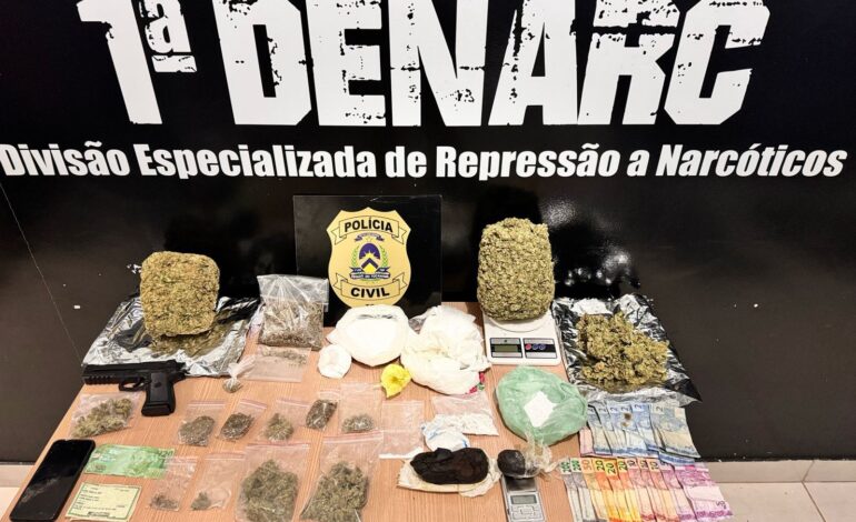 policia-apreende-maconha-e-cocaina-na-casa-de-suspeito-de-fazer-‘delivey’-de-drogas