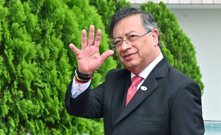 ex-chanceler-da-colombia-afirma,-sem-dar-evidencias,-que-petro-sofre-de-‘dependencia-de-drogas’