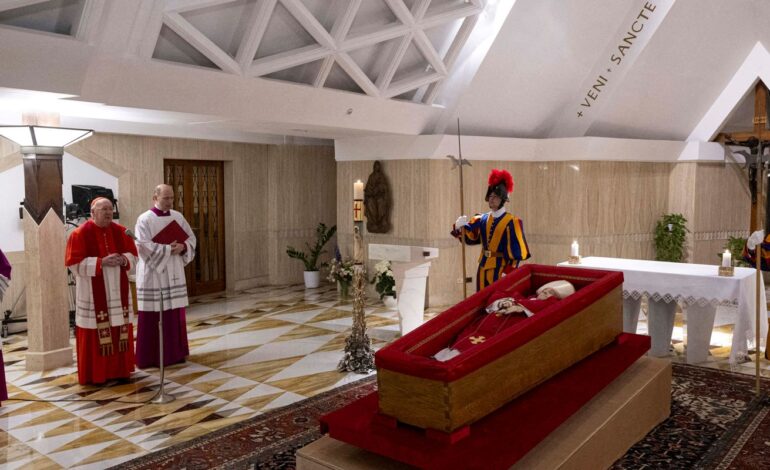 ministros-e-parlamentares-acompanham-lula-na-despedida-do-papa-em-roma