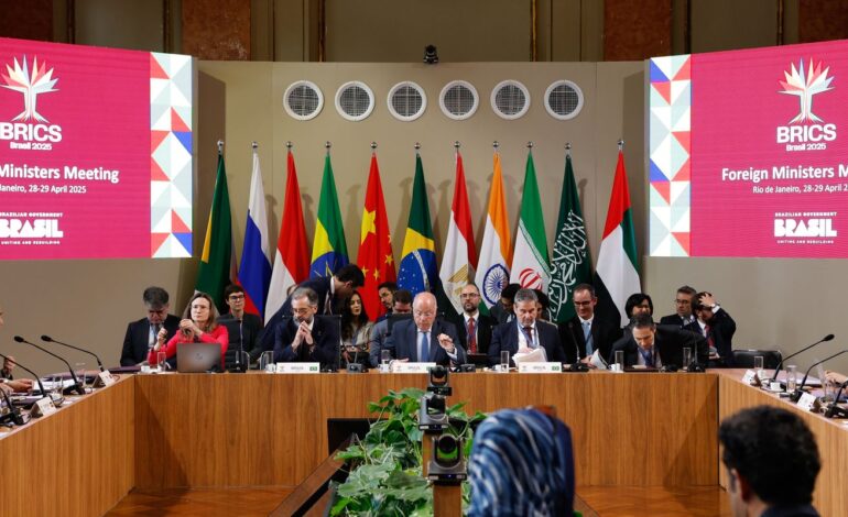Brasil abre evento do Brics pedindo fim de guerras e de tensões