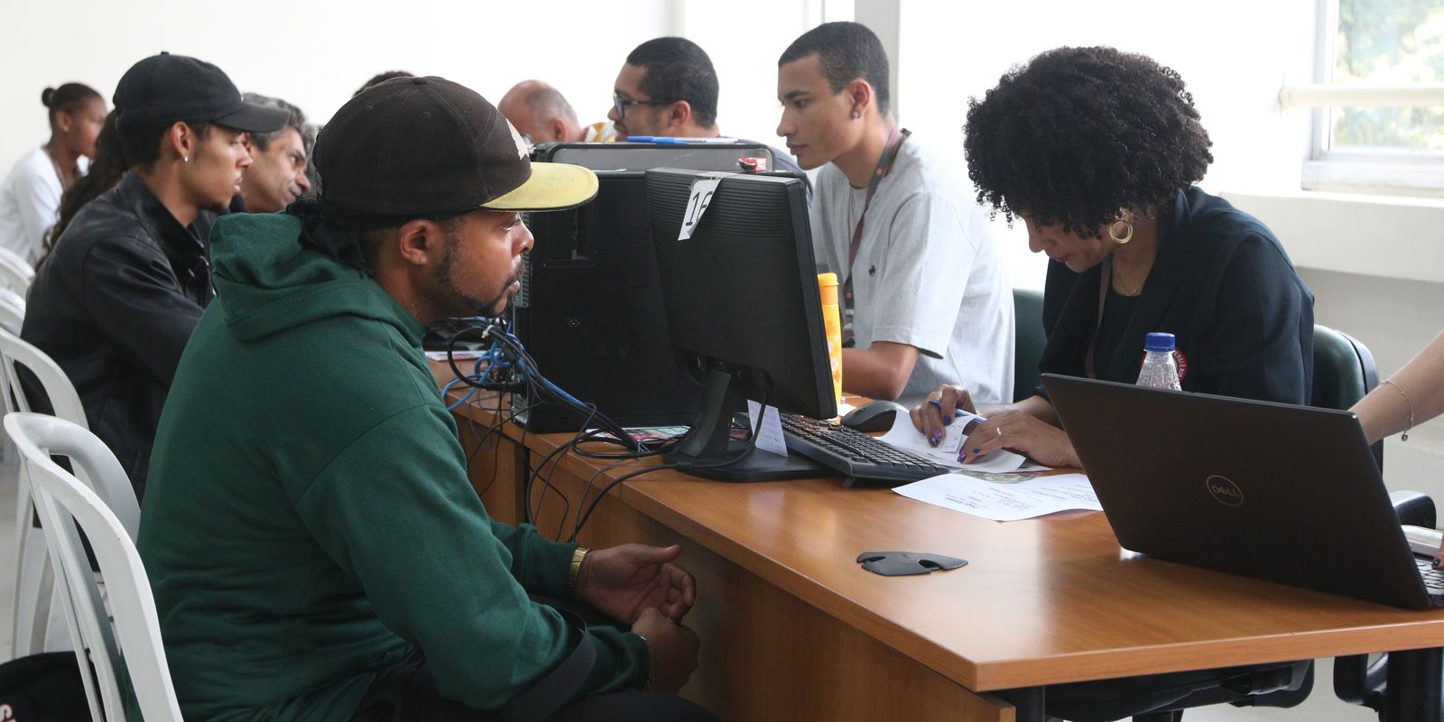 Lula sanciona lei que estrutura carreira e reajusta salários