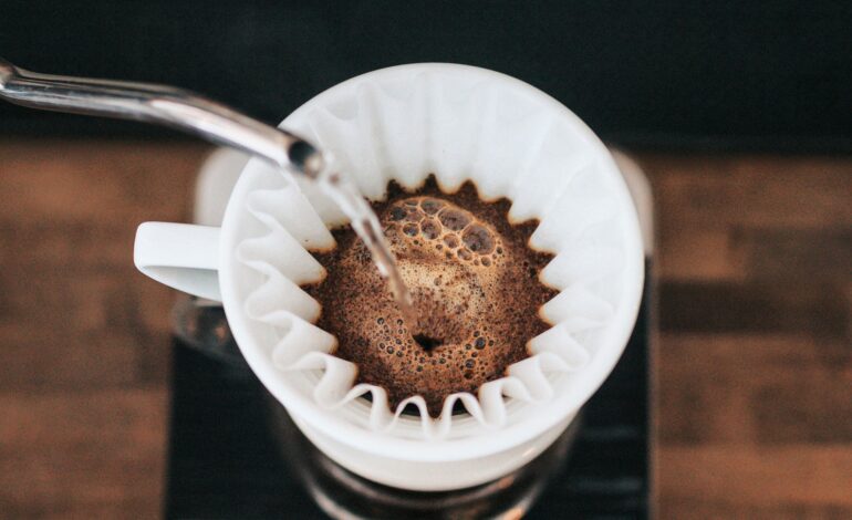 cafes-na-espanha-passam-a-cobrar-pelo-tempo-que-cliente-fica-na-mesa