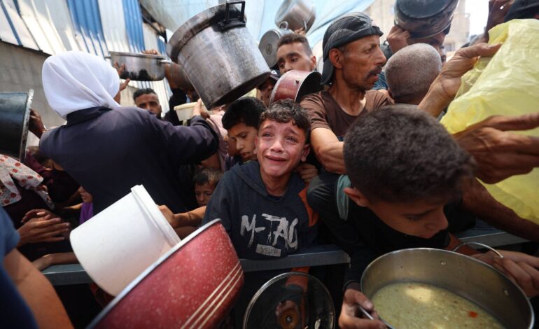 israel-volta-a-abrir-fogo-perto-de-centros-de-ajuda-em-gaza;-medicos-falam-em-31-mortos