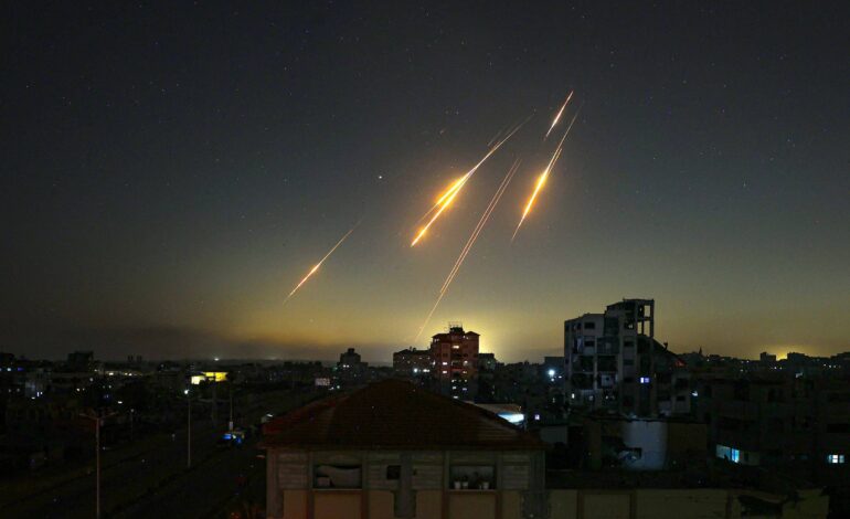 teera-vai-queimar,-diz-israel-sobre-troca-de-ataques-com-ira
