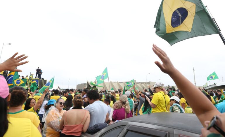 Moraes vota para condenar acusado de liderar acampamento golpista