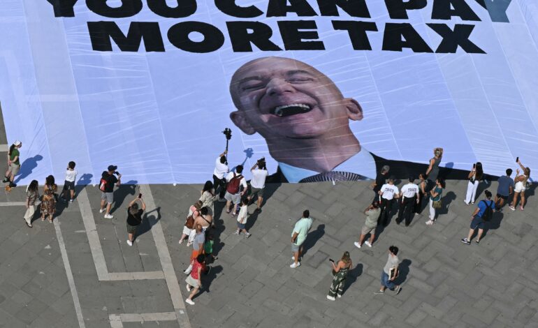 Bezos muda festa de casamento para local isolado em Veneza por temor de protestos, diz agência