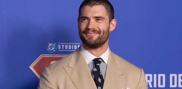 ator-do-novo-‘superman’-rejeita-comparacoes:-‘e-um-heroi-que-nos-une’