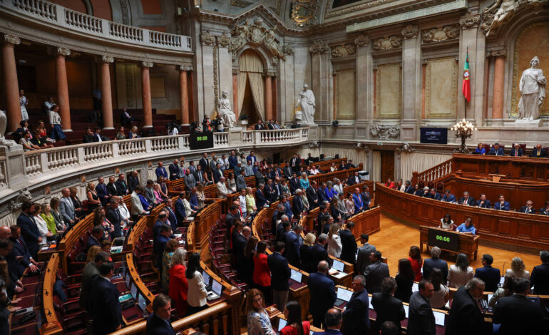 portugal-adia-votacao-de-pacote-anti-imigracao-no-parlamento-apos-polemica