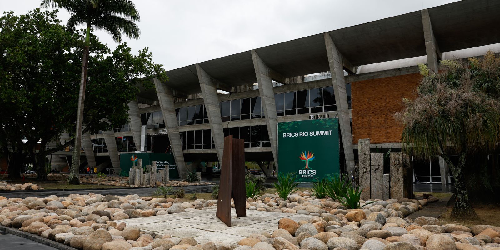 Esquadrão antibomba faz varreduras preventivas para Cúpula do Brics