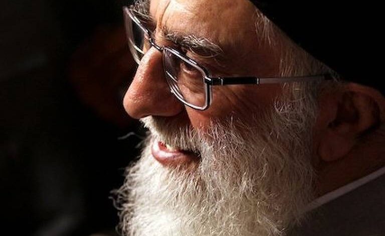 conheca-a-trajetoria-do-aiatola-ali-hosseini-khamenei