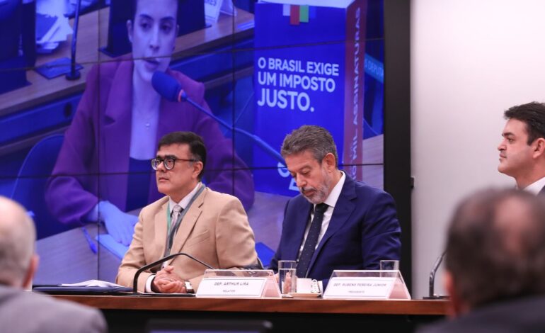 comissao-da-camara-aprova-isencao-do-ir-para-quem-ganha-ate-r$-5-mil