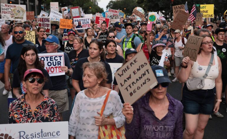 trump-ordena-publicacao-de-todos-os-depoimentos-do-caso-jeffrey-epstein