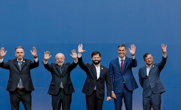 lula-e-outros-lideres-convocam-instituicoes-em-defesa-da-democracia