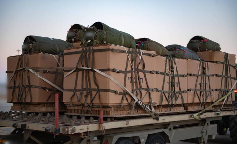 israel-retoma-envio-aereo-de-comida-a-gaza-apos-criticas-por-fome-na-regiao