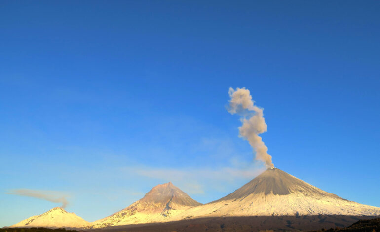 terremoto-na-russia-acorda-o-maior-vulcao-da-eurasia