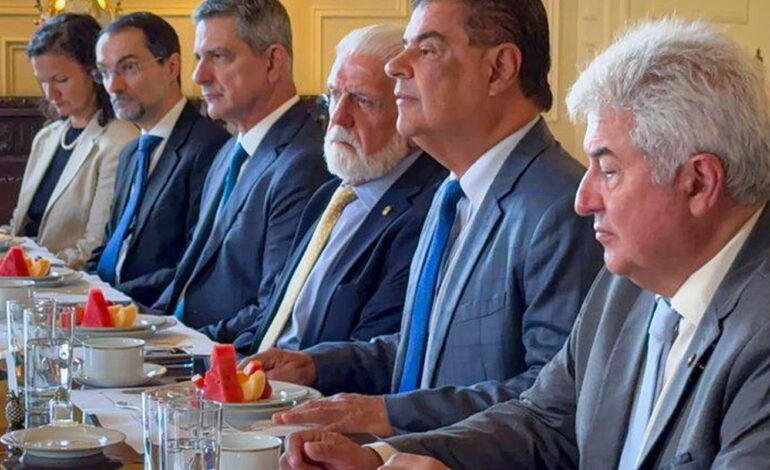 comitiva-de-senadores-diz-que-abriu-dialogo-com-autoridades-dos-eua