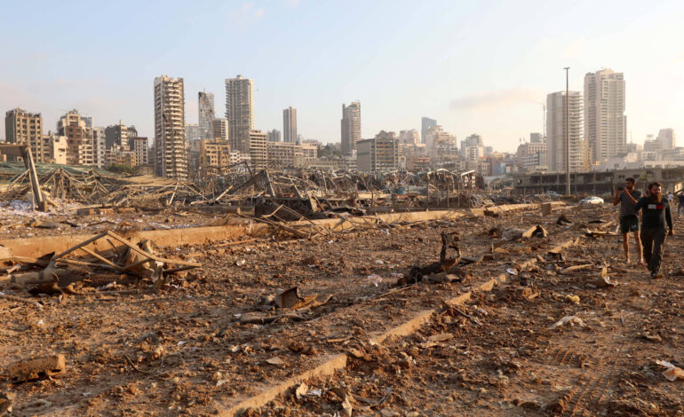 explosao-em-porto-de-beirute-completa-cinco-anos-com-investigacao-em-encruzilhada